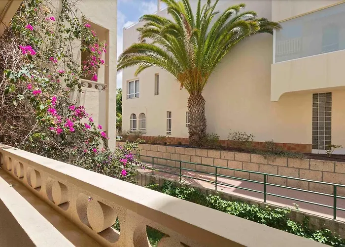 Balcony Over The Atlantic * Callao Salvaje