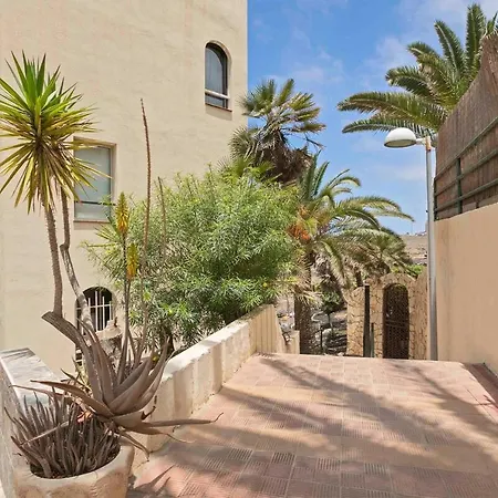 아파트 Balcony Over The Atlantic *