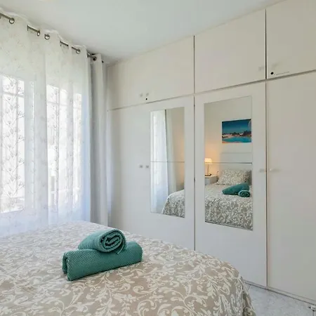 Balcony Over The Atlantic 아파트 *