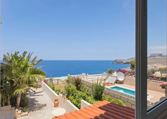 Balcony Over The Atlantic * Callao Salvaje